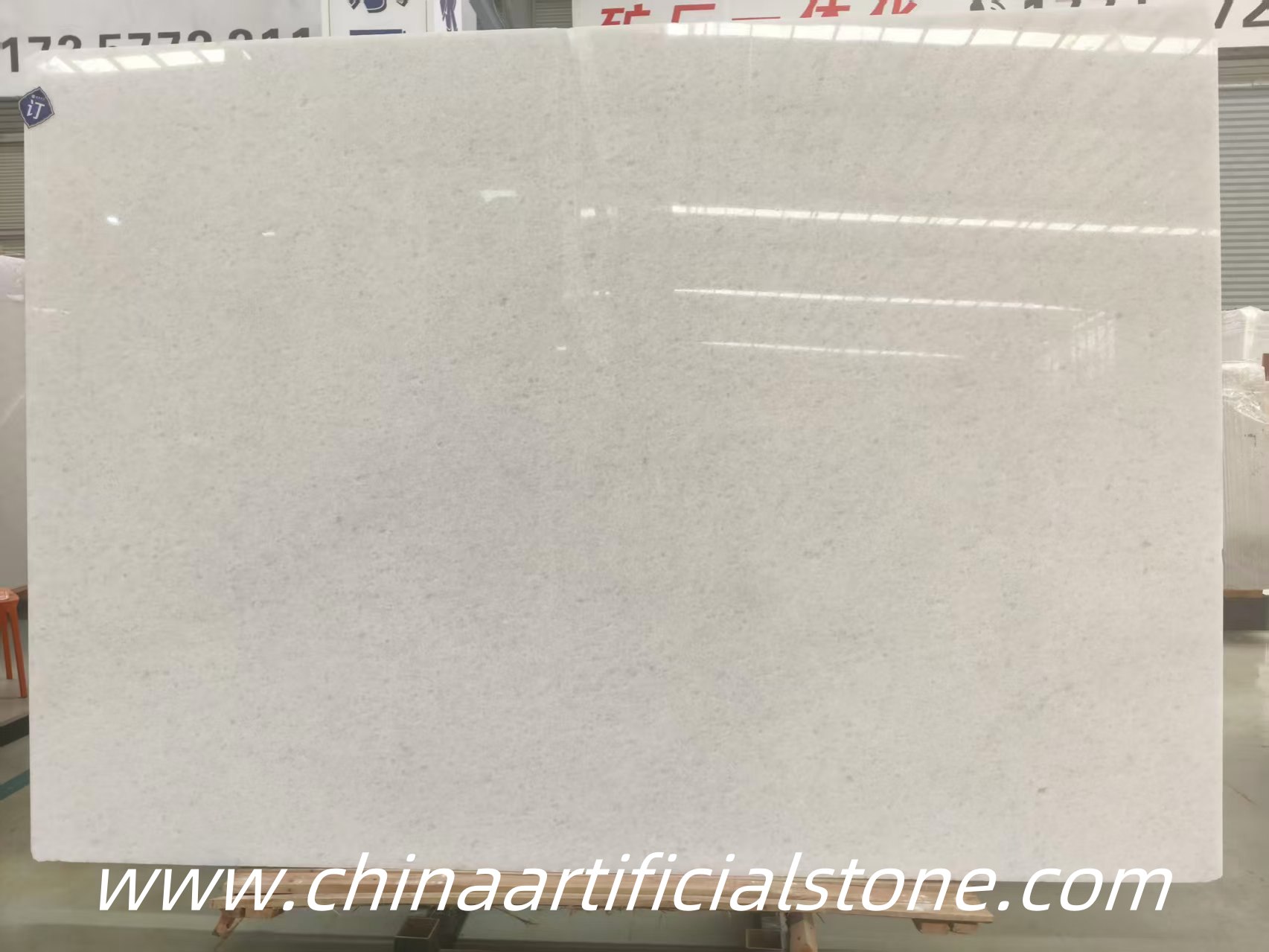 Medium Grain Crystal White Marble Slabs Medium Grain Crystal White Marble Slabs