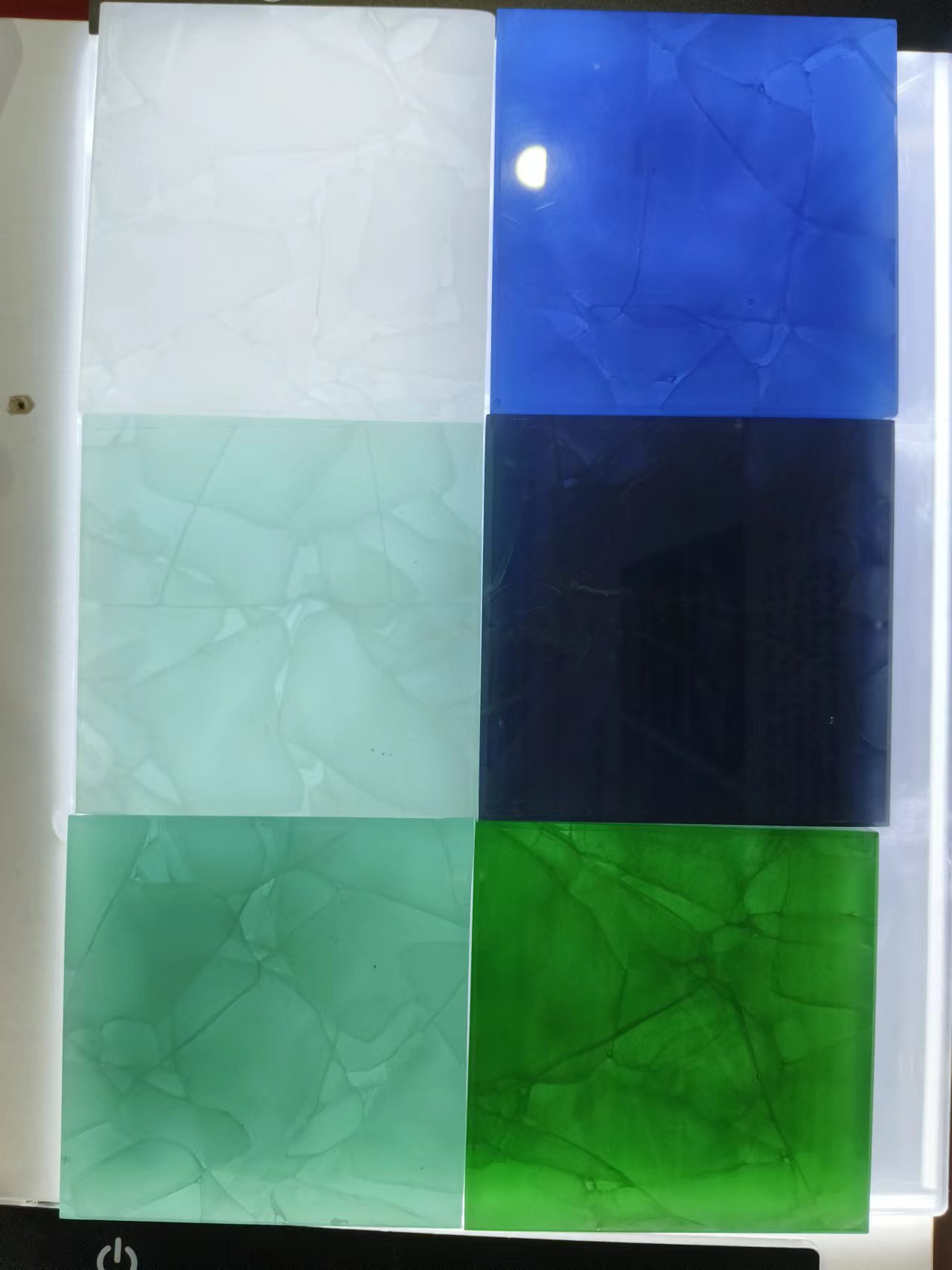 Jade Glass, Magna glassceramick